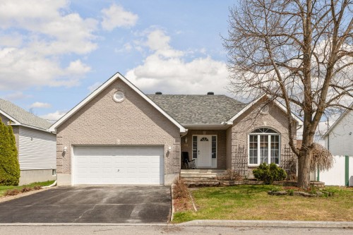 60 Rue Norval-Jones  Gatineau (Aylmer), QC J9H 7H3