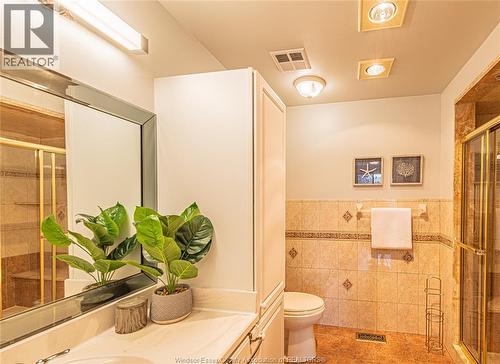 1257 Imperial, Windsor, ON - Indoor Photo Showing Bathroom