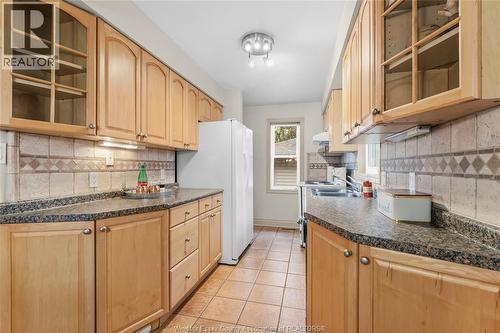 2940 Randolph Avenue, Windsor, ON - Indoor Photo Showing Kitchen With Double Sink
