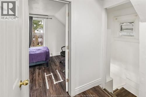 375 Bridge, Windsor, ON - Indoor Photo Showing Other Room