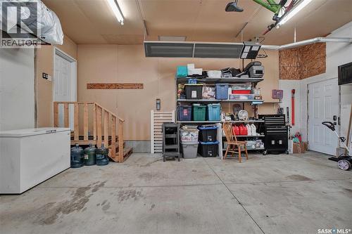 201 Brookside Court, Warman, SK - Indoor Photo Showing Garage