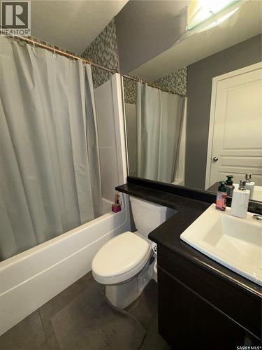 501 Redwood Crescent, Warman, SK - Indoor Photo Showing Bathroom
