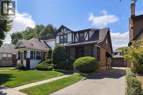 2333 Chilver, Windsor, ON - Outdoor With Facade