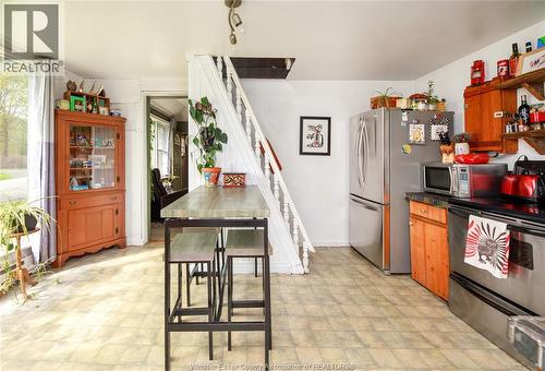5689 Third Line, Chatham-Kent, ON - Indoor Photo Showing Kitchen