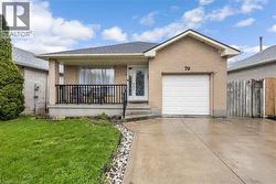 70 OSSINGTON Drive  Hamilton, ON L8W 3S4