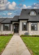 39 - 2267 CALLINGHAM DRIVE  London North, ON N6G 0P1