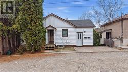 407 Noble Street Greater Sudbury, ON P3C 3R9