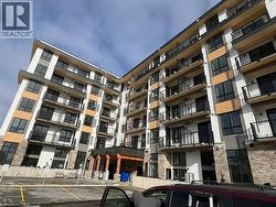 101 GOLDEN EAGLE Road Unit# 111 Waterloo, ON N2V 1C3