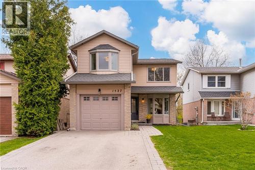 1527 RILEY Avenue  Burlington, ON L7M 3C3