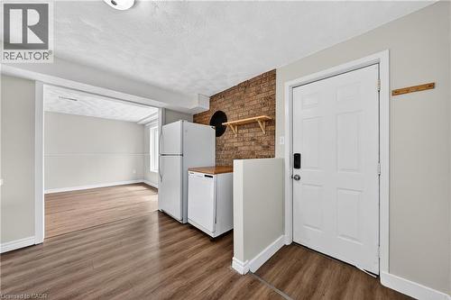 34 Avenue Road, Cambridge, ON - Indoor Photo Showing Other Room