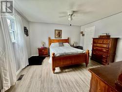 Primary Bedroom - 