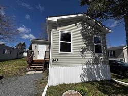 843 Duggan Drive Beaver Bank, NS B4E 1M4