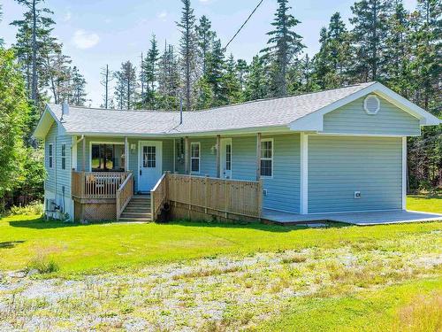 20 Howard Stevens Walk, Clam Harbour, NS 