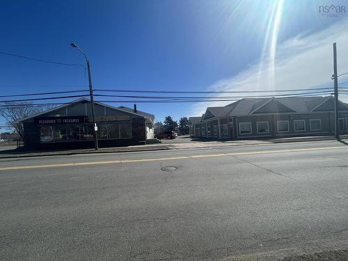 B 526 East River Road E, New Glasgow, NS 