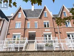 210 - 12 SUDBURY STREET Toronto, ON M6J 3W7