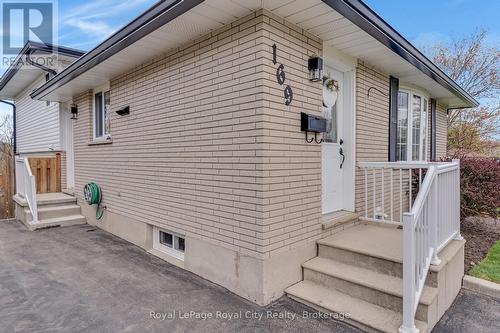 169 Johanna Drive, Cambridge, ON - Outdoor With Exterior