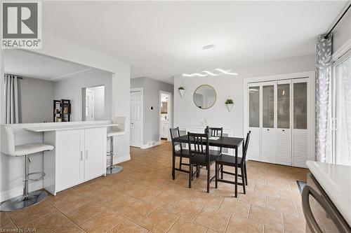 183 Kipling Avenue, Kitchener, ON - Indoor Photo Showing Dining Room