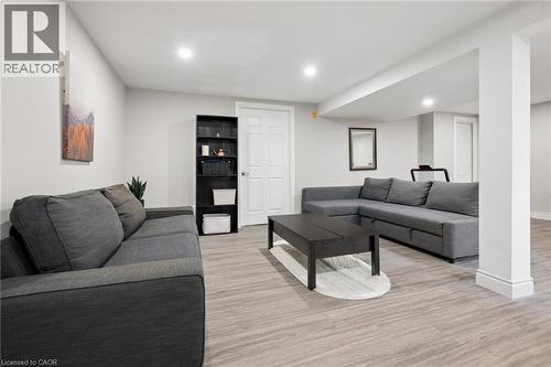 183 Kipling Avenue, Kitchener, ON - Indoor Photo Showing Other Room