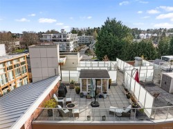 304-1035 Sutlej St Victoria, BC V8V 2V9