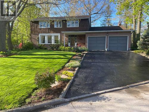 10 BRIARFIELD CRESCENT  St. Catharines (Glendale/Glenridge), ON L2T 3T5