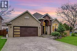 29 WILTSHIRE Place Ancaster, ON L9K 1M4