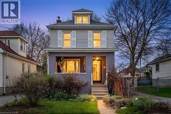 15 WATERSIDE Avenue  Cambridge, ON N1R 1E8