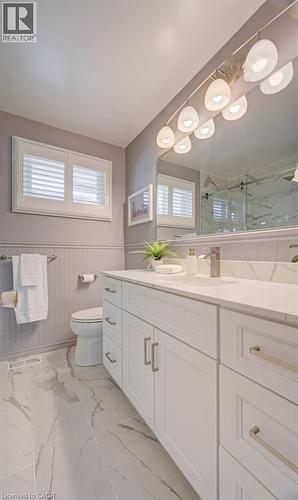 682 Glen Forrest Boulevard, Waterloo, ON - Indoor Photo Showing Bathroom