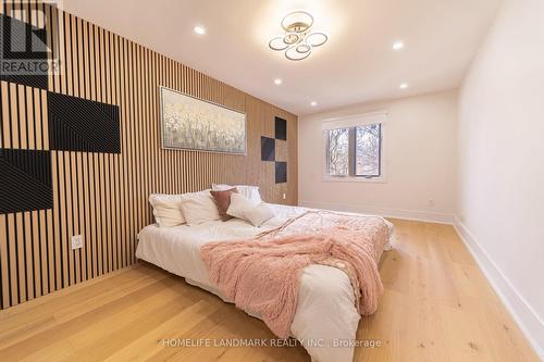 224 Macedonia Crescent, Mississauga, ON - Indoor Photo Showing Bedroom