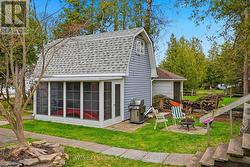 Sun porch on Bunkie - 