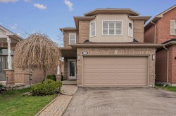 44 Eastfield Crescent Clarington, ON L1E 3C6