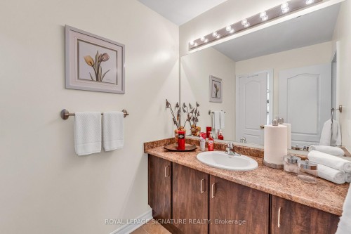 3319 Tacc Drive, Mississauga, ON - Indoor Photo Showing Bathroom