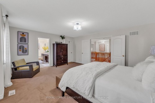 3319 Tacc Drive, Mississauga, ON - Indoor Photo Showing Bedroom