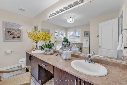 3319 Tacc Drive, Mississauga, ON - Indoor Photo Showing Bathroom