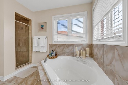 3319 Tacc Drive, Mississauga, ON - Indoor Photo Showing Bathroom