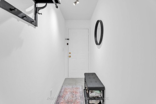 278-3 Everson Drive, Toronto, ON - Indoor Photo Showing Other Room