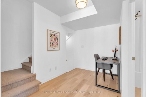 278-3 Everson Drive, Toronto, ON - Indoor Photo Showing Other Room