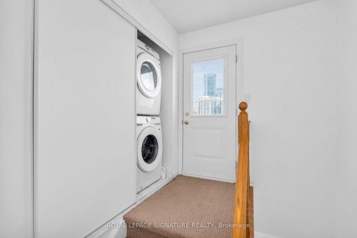 278-3 Everson Drive, Toronto, ON - Indoor Photo Showing Laundry Room