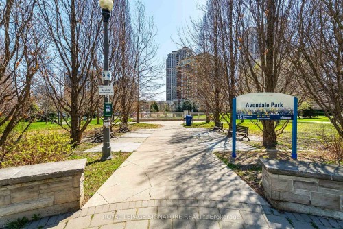 278-3 Everson Drive, Toronto, ON - Outdoor