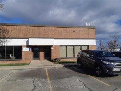 6-2422 Dunwin Drive  Mississauga, ON L5L 1J9