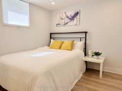 Room 2-450 Abington Avenue  Mississauga, ON L5A 1L7