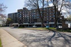 504-4580 Prom. Paton Laval (Chomedey), QC H7W 4V4