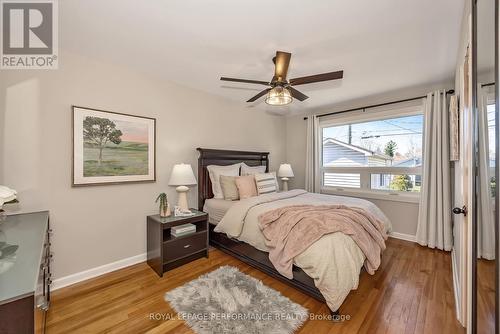 1960 Othello Avenue, Ottawa, ON - Indoor Photo Showing Bedroom