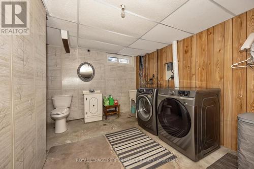 1960 Othello Avenue, Ottawa, ON - Indoor Photo Showing Laundry Room