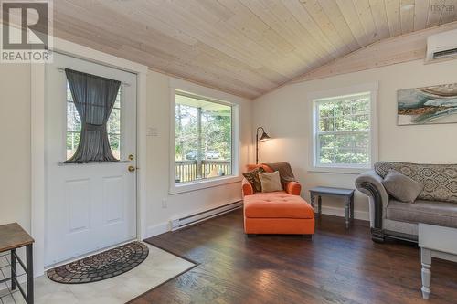 20 Howard Stevens Walk, Clam Harbour, NS - Indoor Photo Showing Living Room