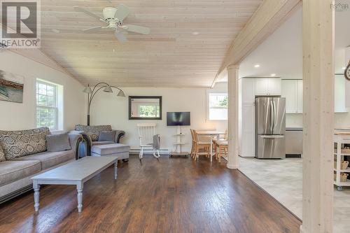20 Howard Stevens Walk, Clam Harbour, NS - Indoor Photo Showing Living Room