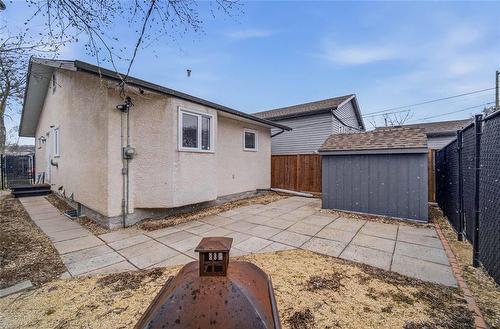 511 Yale Avenue E, Winnipeg, MB - Outdoor With Exterior