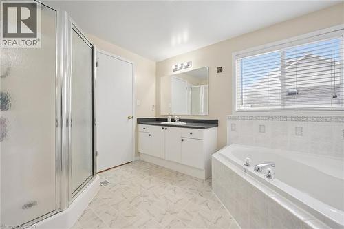 45 Darling Crescent, Guelph, ON - Indoor Photo Showing Bathroom
