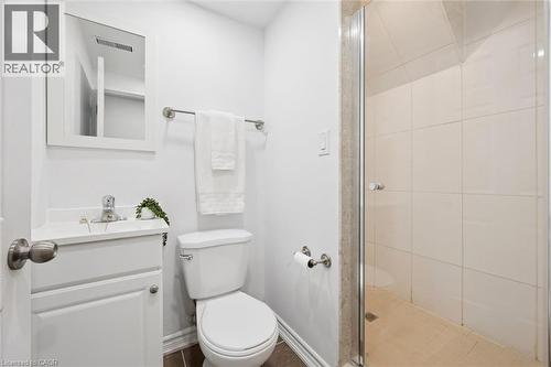 45 Darling Crescent, Guelph, ON - Indoor Photo Showing Bathroom