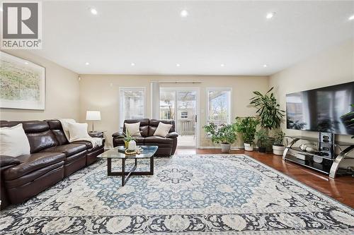 45 Darling Crescent, Guelph, ON - Indoor Photo Showing Living Room