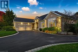 7 APPALOOSA Trail  Carlisle, ON L0R 1H3